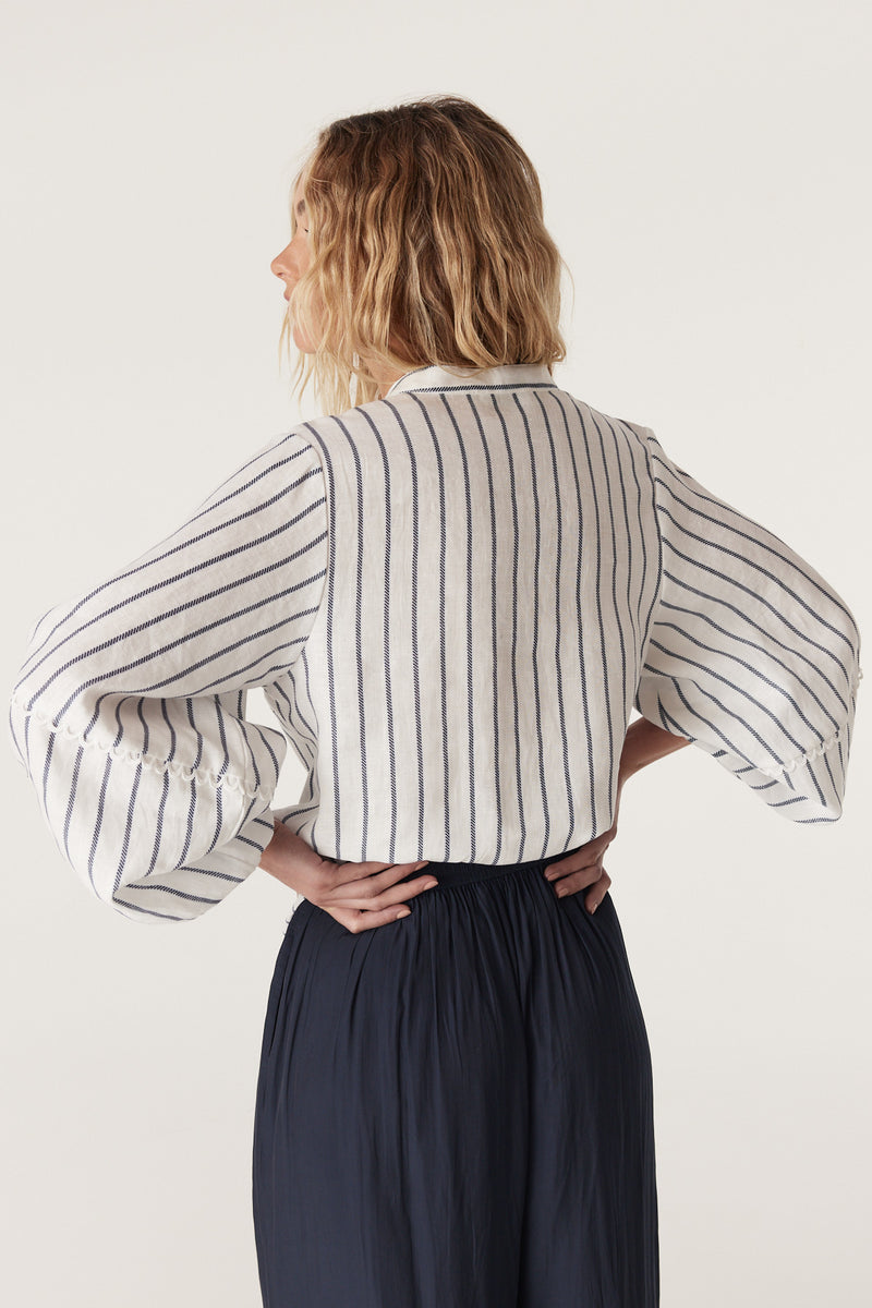 CABLE AVONDALE LINEN BLOUSE - NAVY STRIPE