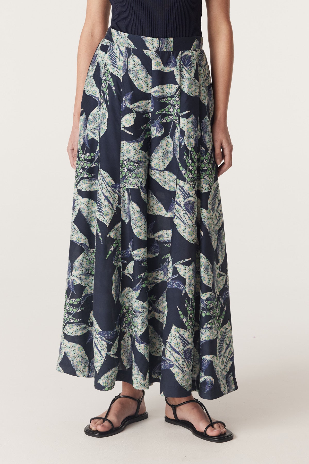 CABLE HAVANA WIDE LEG PANT - NAVY FLORAL