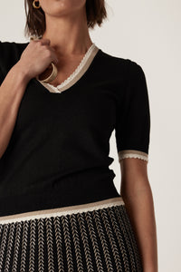 CABLE JOELLE SCALLOP KNIT TOP  - BLACK