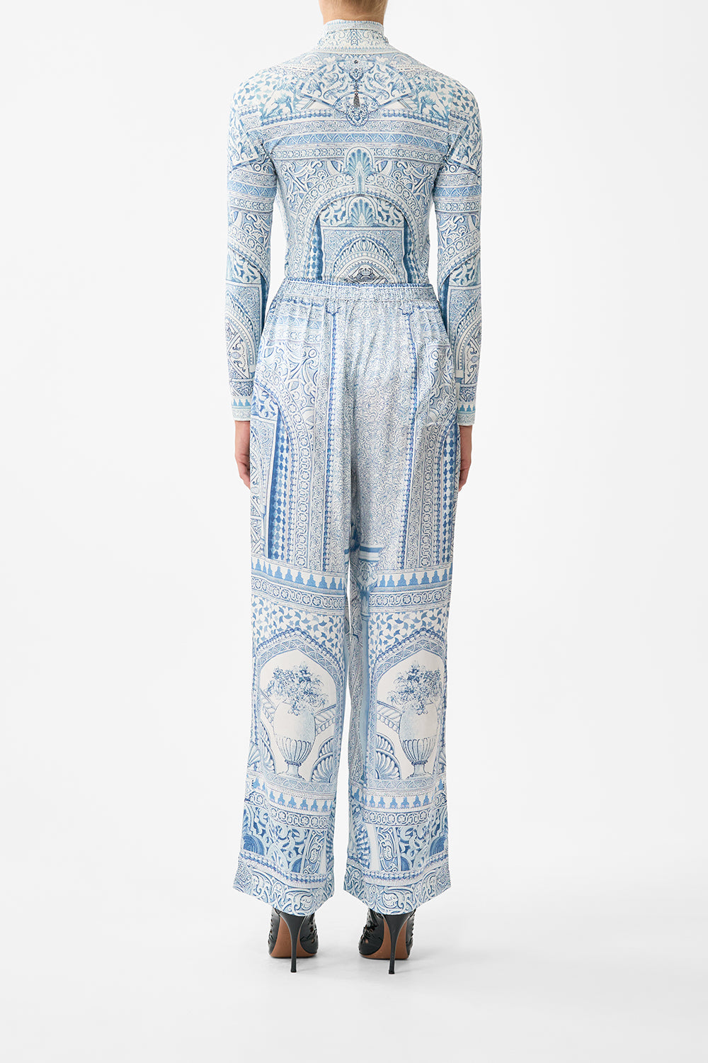 Camilla Jersey Turtleneck - The Hum Of The Alhambra