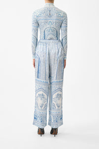 Camilla Jersey Turtleneck - The Hum Of The Alhambra