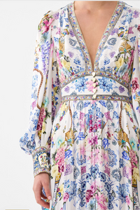 Camilla Shaped Waistband Dress With Gathered Sleeves - All About That Lace