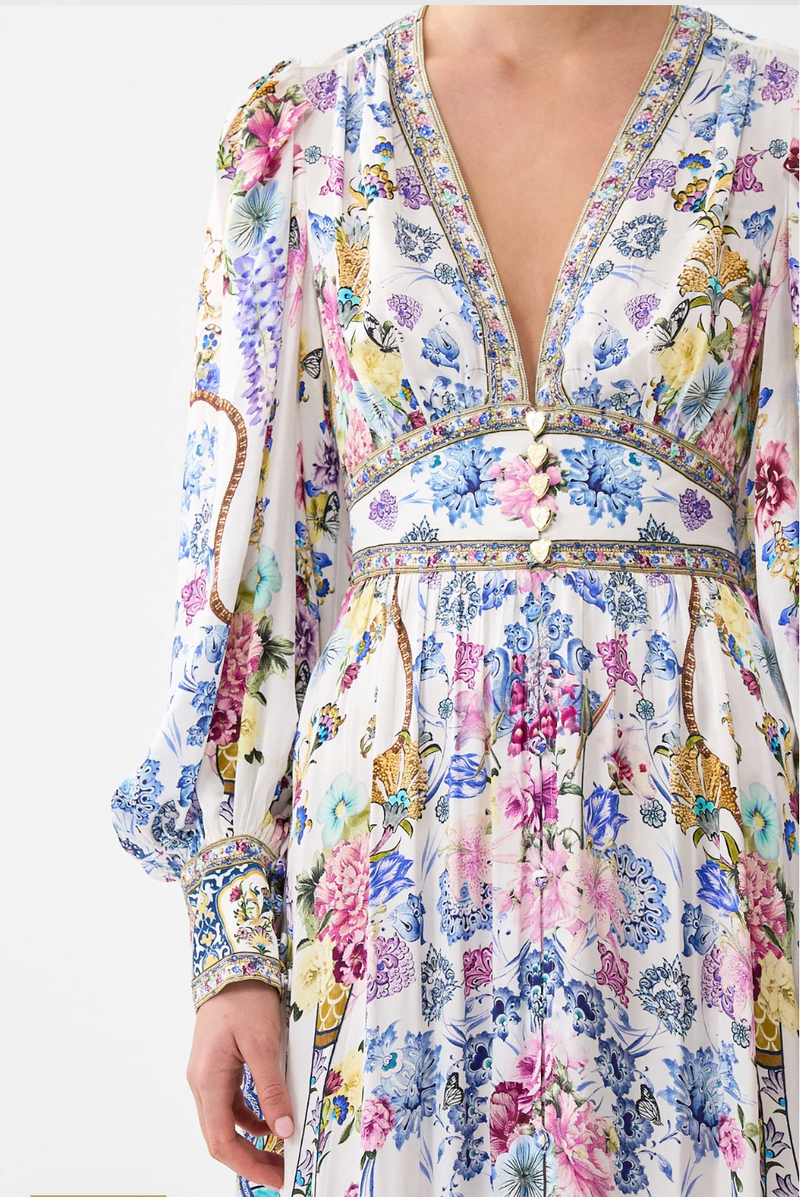 Camilla Shaped Waistband Dress With Gathered Sleeves - All About That Lace