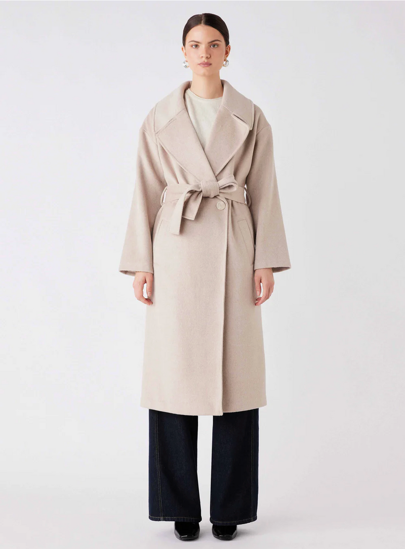 Esmaee Stateman Coat-Natural