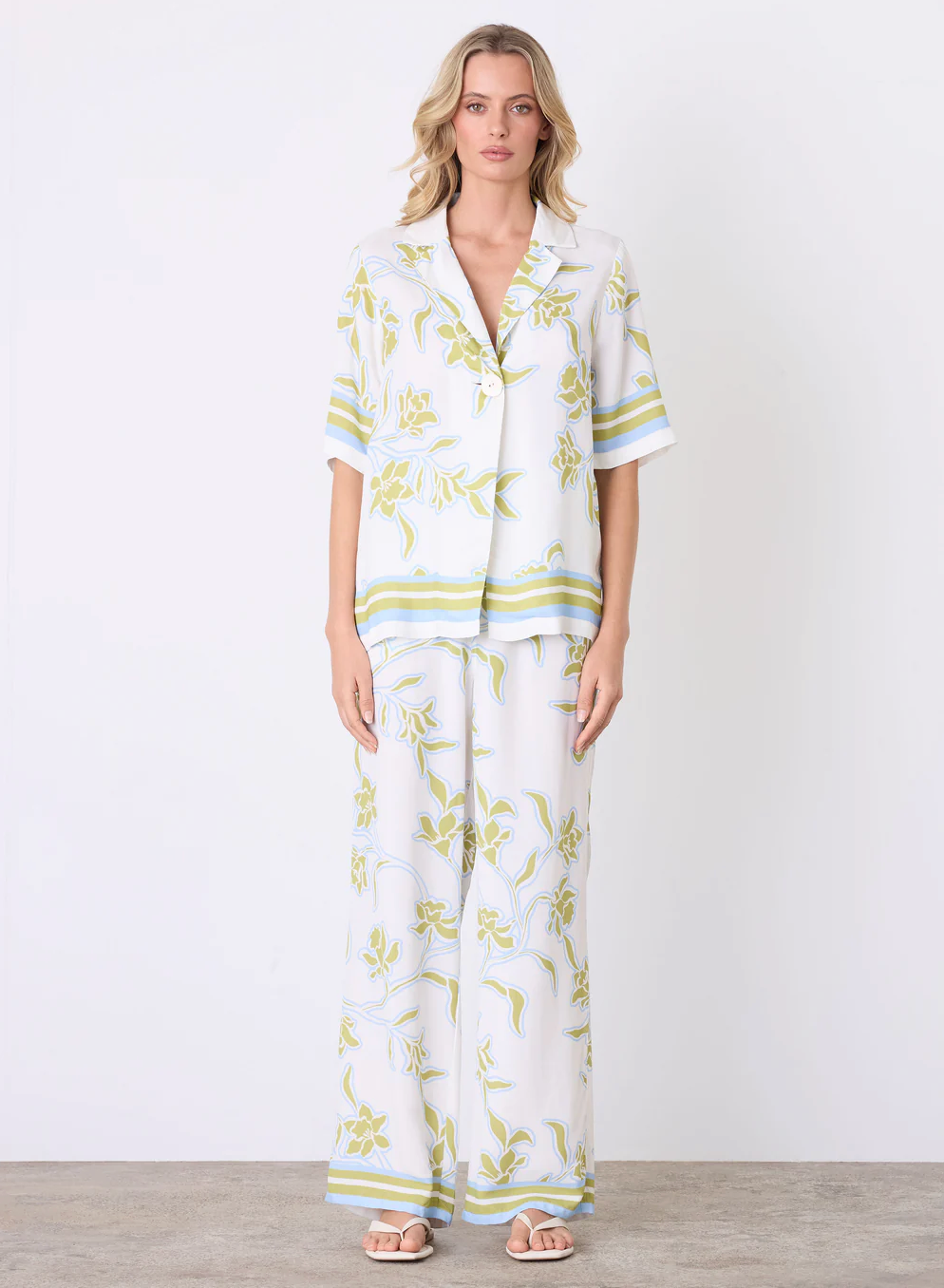 Esmaee Tranquility Shirt -Olive Floral