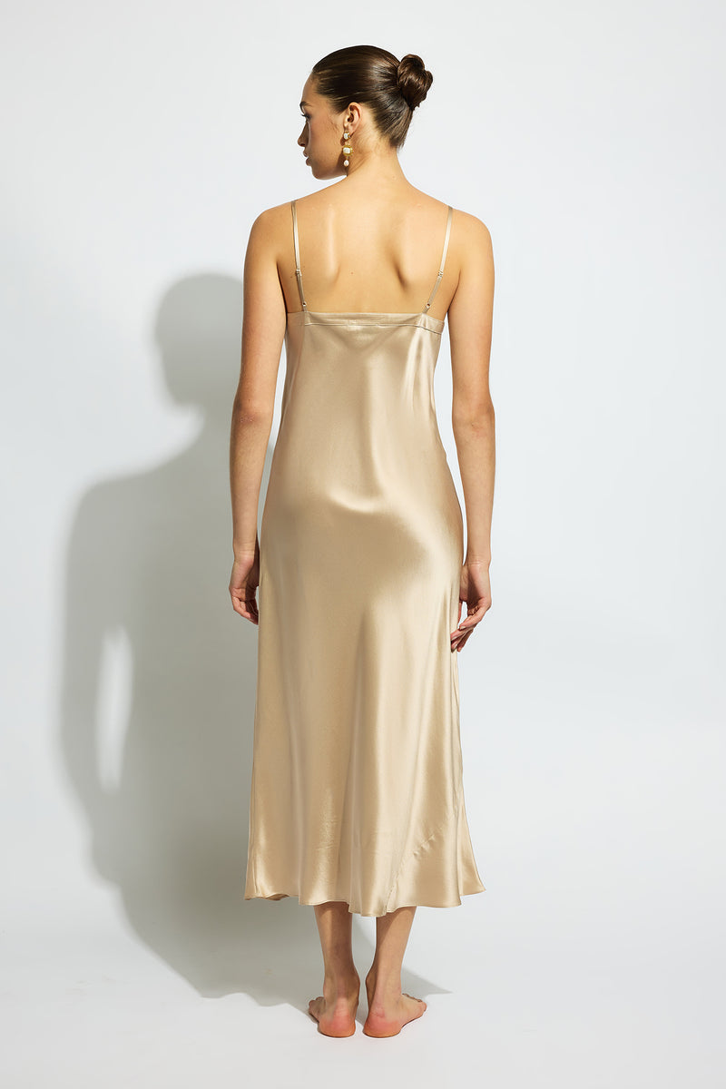 Ginia Silk Long Night V Neck - Mink