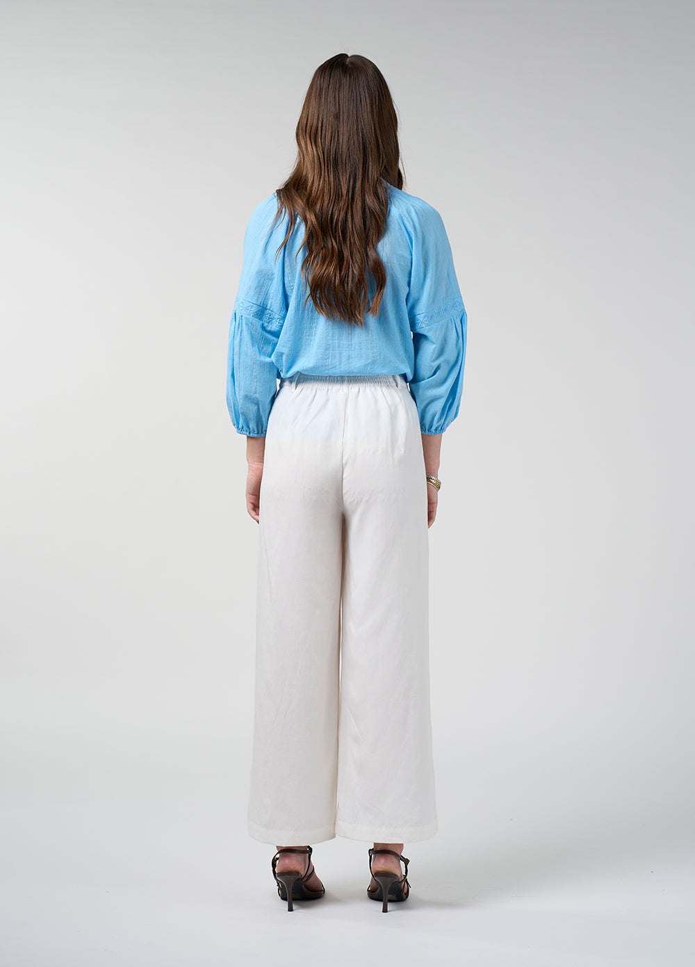 Loobies Story Meera Pant – Silk White