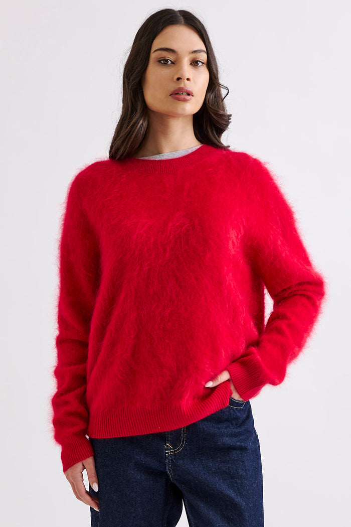 Mia Fratino Edith Crew - Scarlet