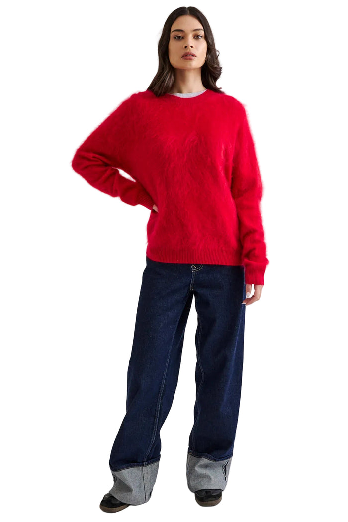 Mia Fratino Edith Crew - Scarlet