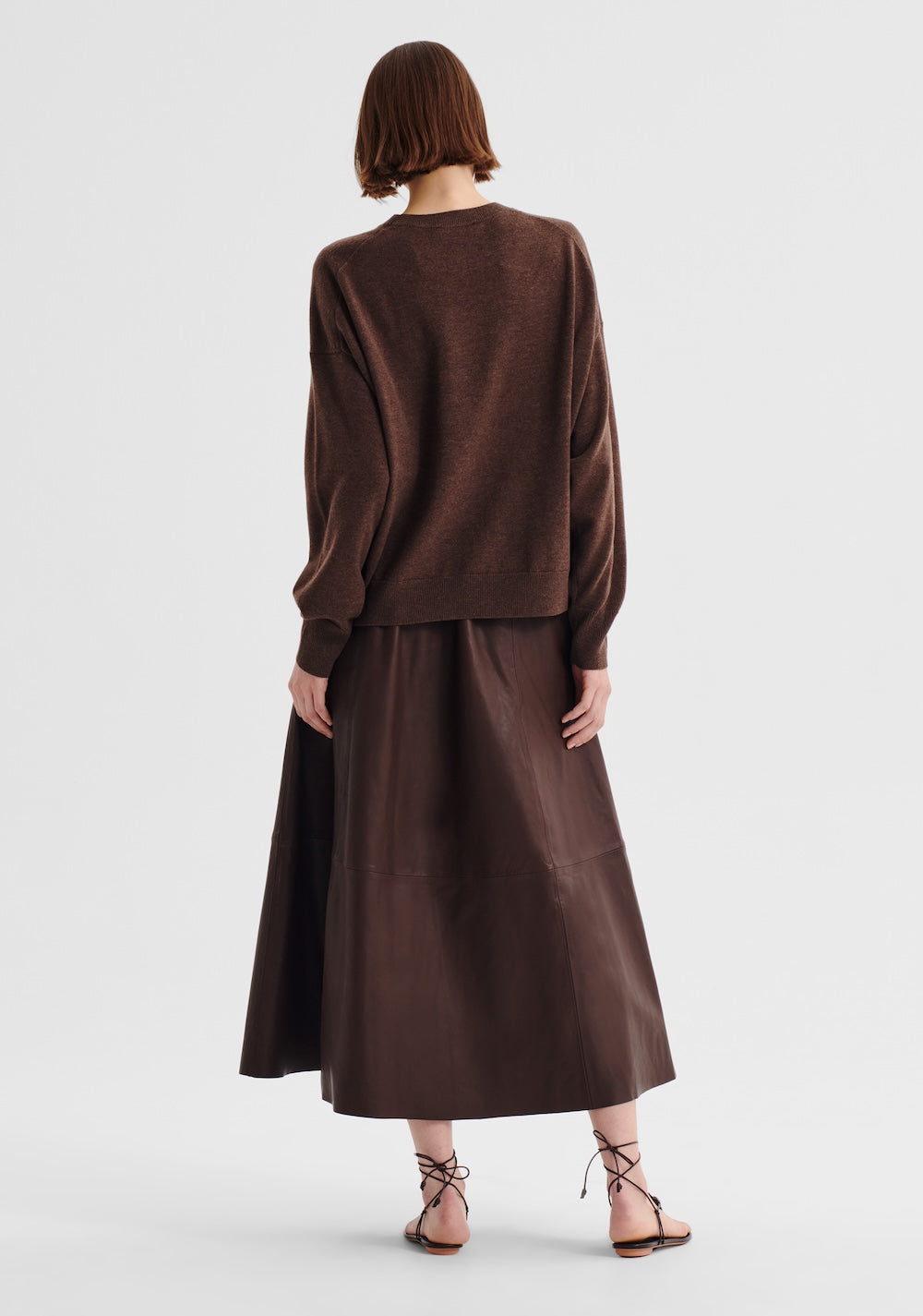 Merino Wool Crew Neck Sweater | Relaxed Fit | Escape