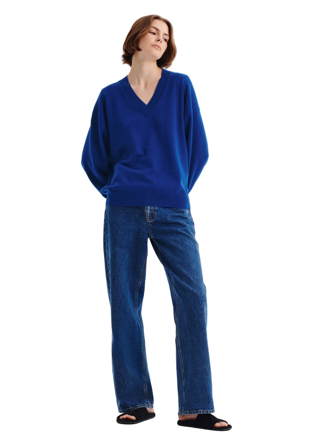 Morrison Payton V-Neck Merino Knit Pullover - Cobalt