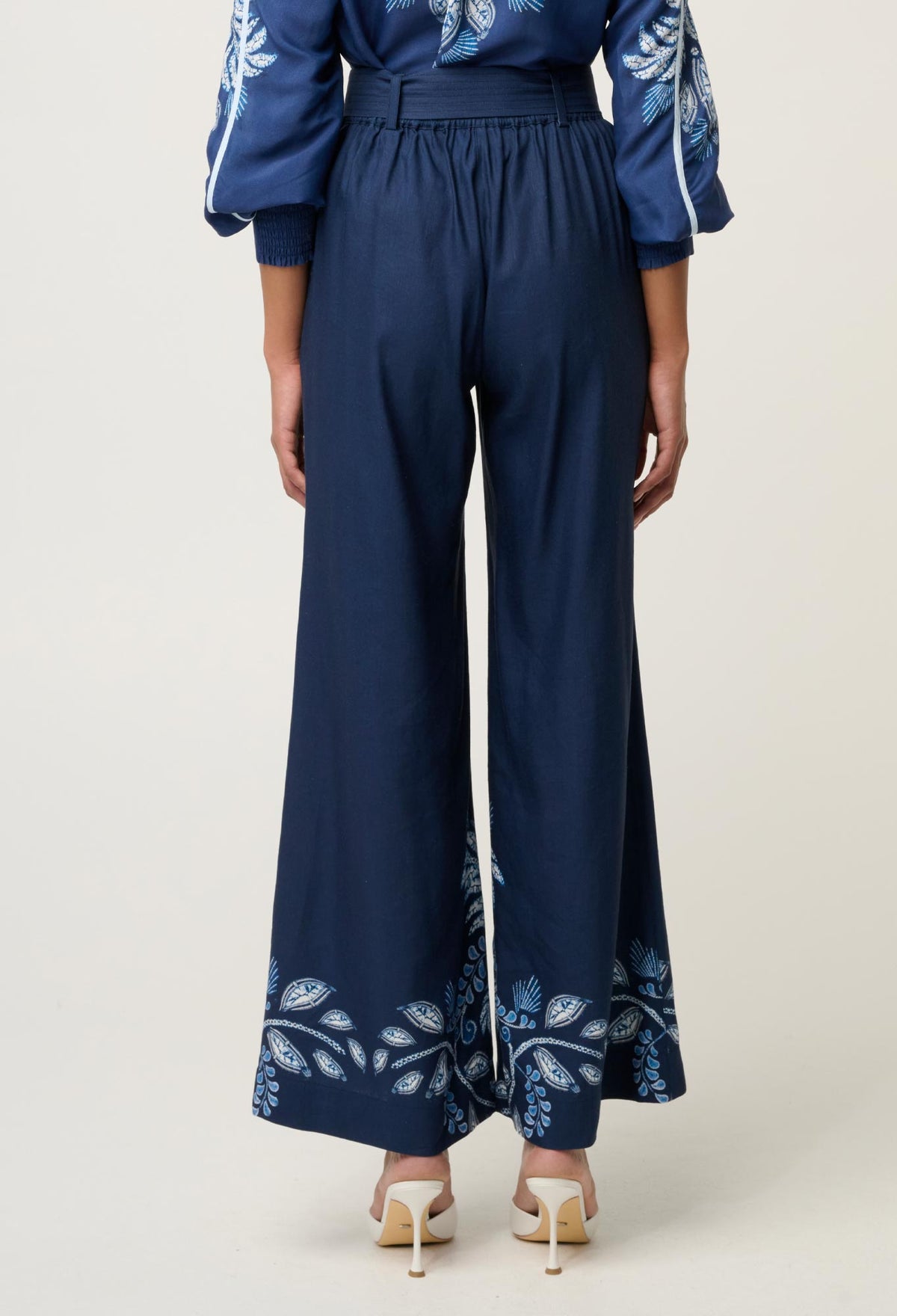 Once Was Sloane Linen Viscose Wide Leg Pant With D-Ring Belt - Moonlit Batik
