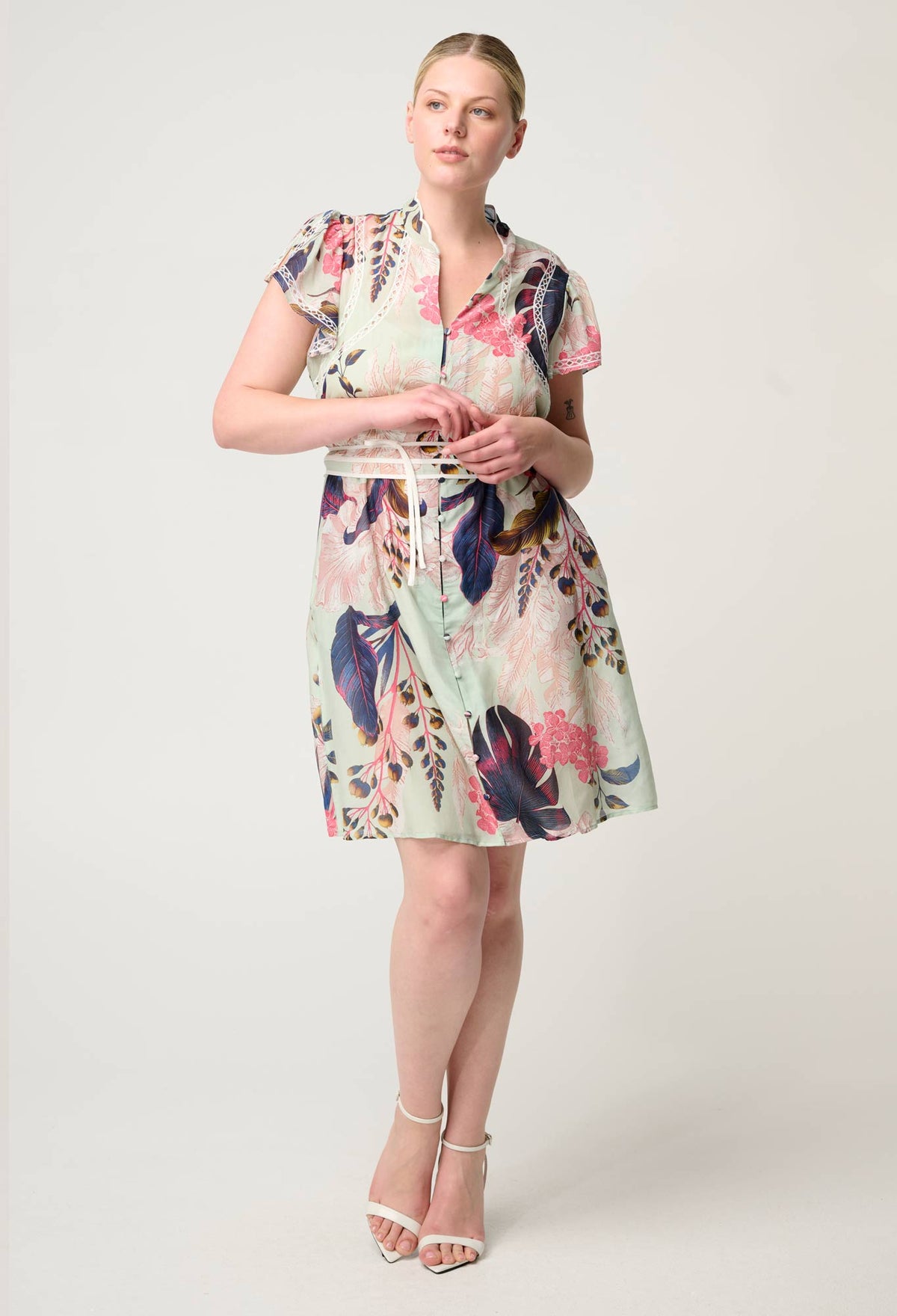 Once Was Nisreen Silk Cotton Embroidered Flutter Sleeve Dress - Oasis Flora