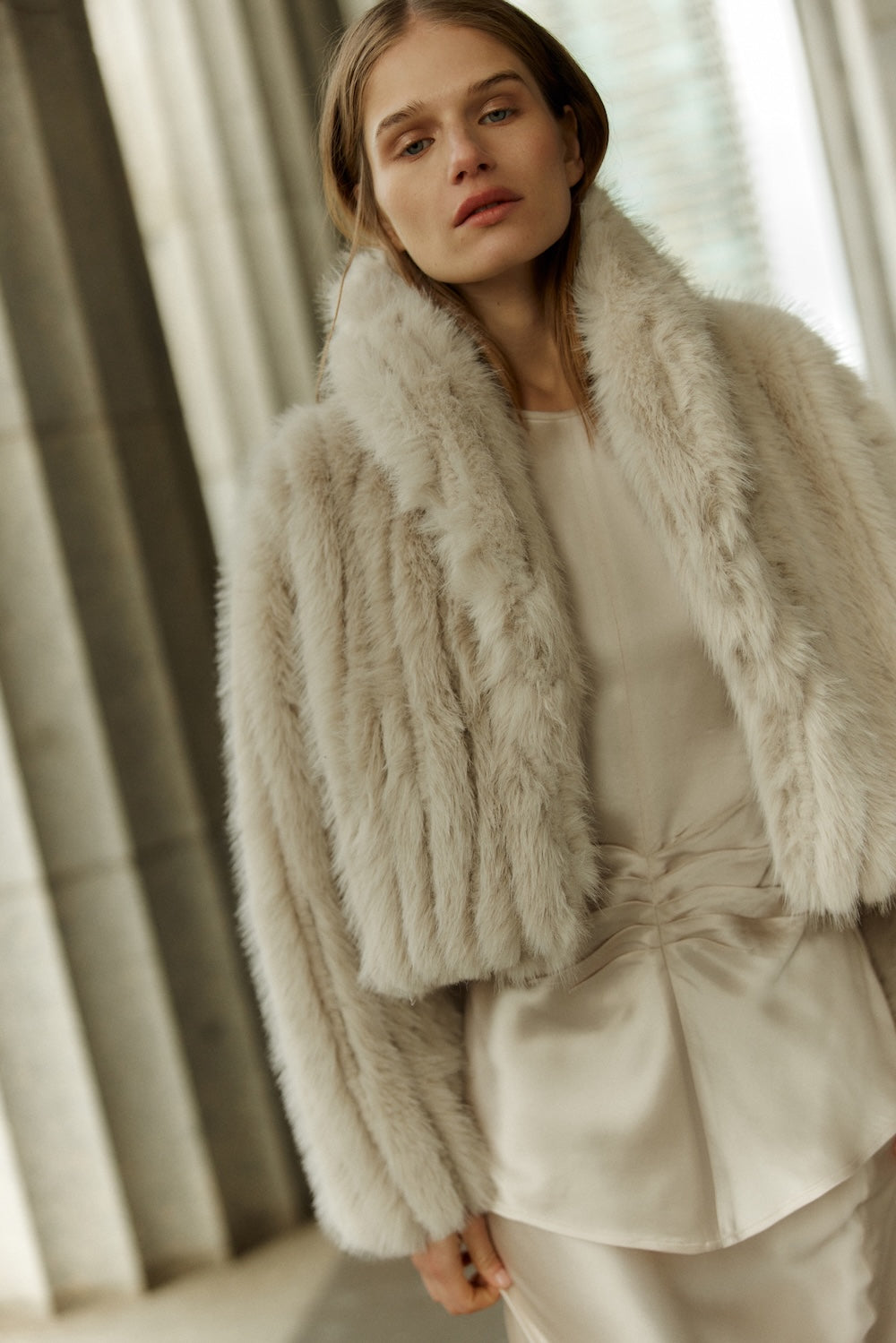 Sofia Irina Giselle Cropped Coat – Cream