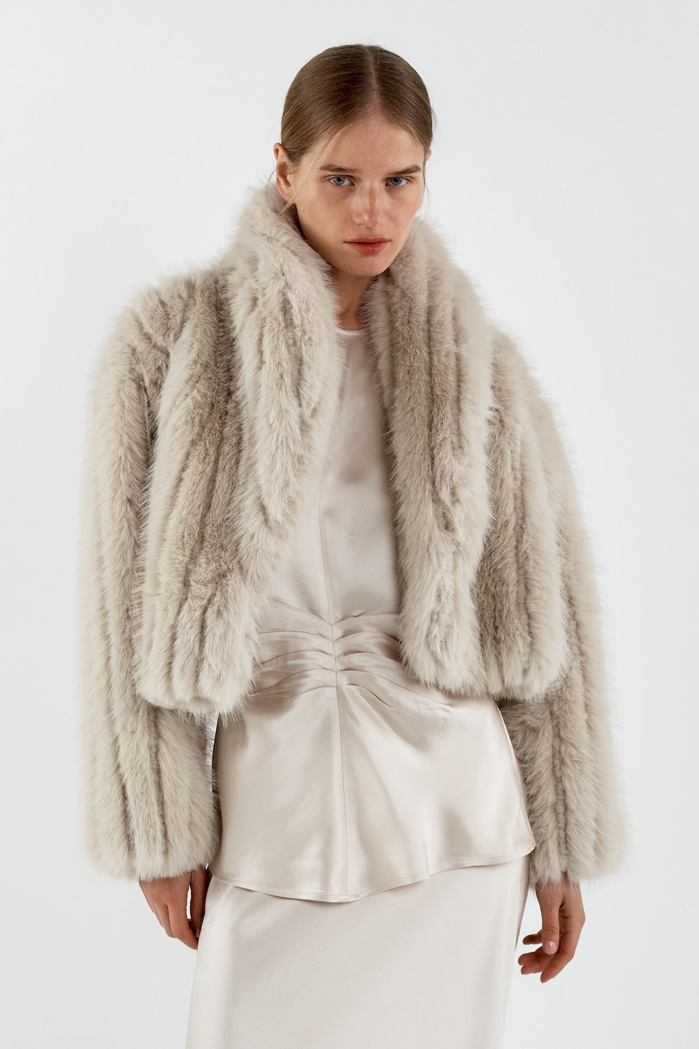 Sofia Irina Giselle Cropped Coat – Cream